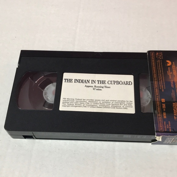 The Indian In The Cupboard VHS tape - Picture 2 of 3